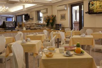 Galileo Hotel 3*